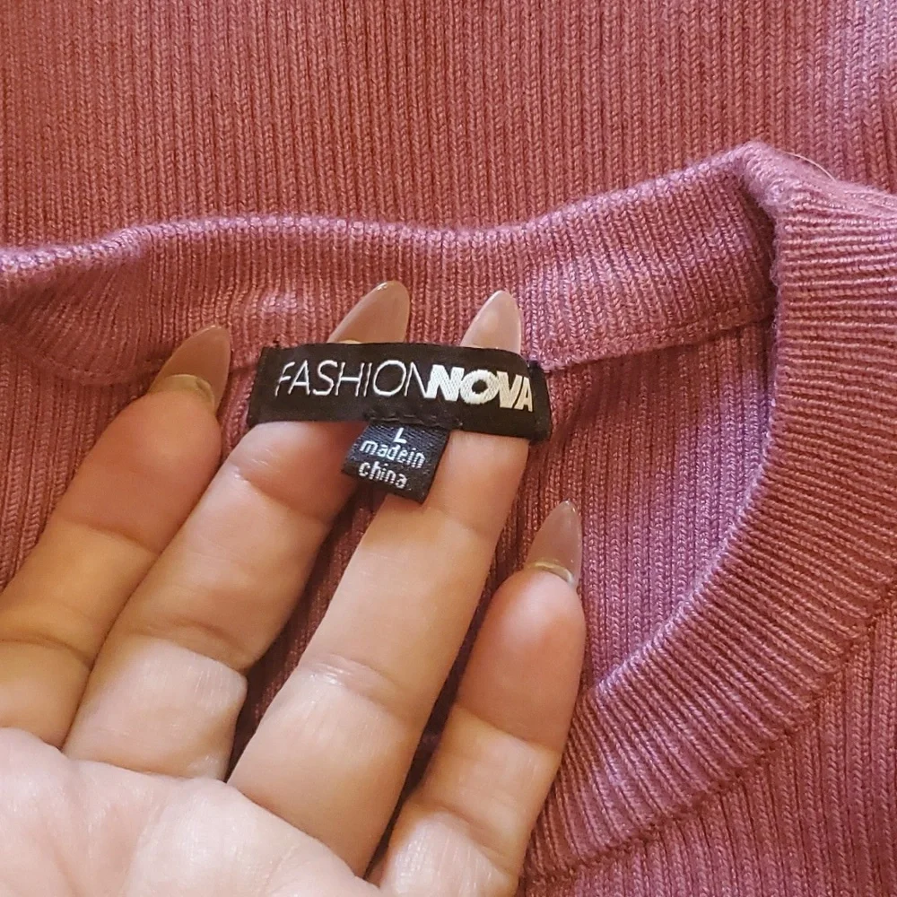 Fashion Nova sweater dress - Picture 3 of 7